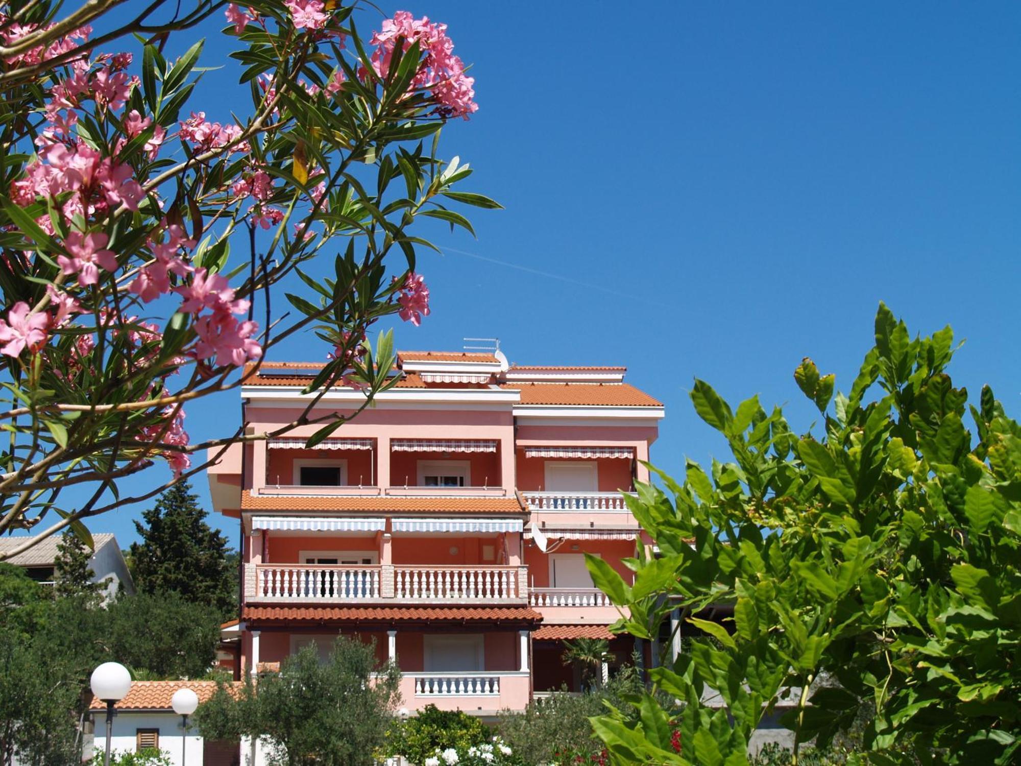Apartments Banic Barbat na Rabu エクステリア 写真